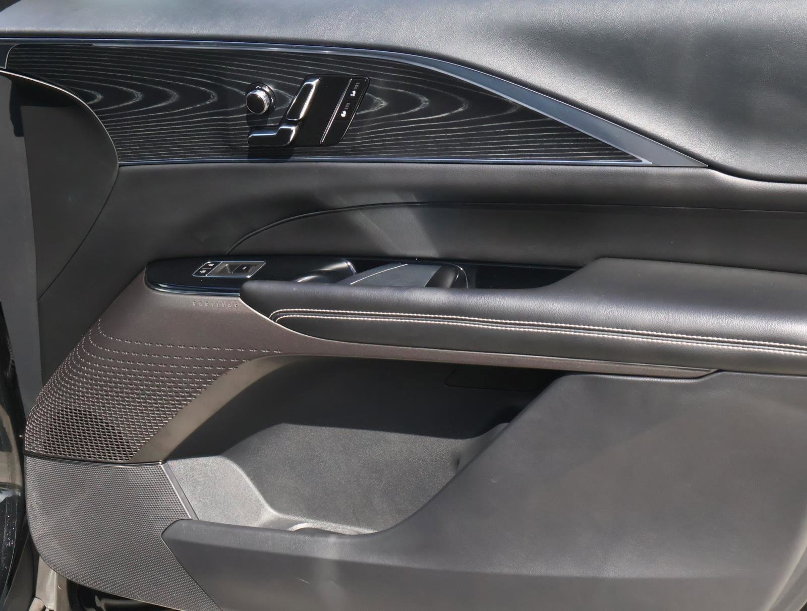 2024 Cadillac LYRIQ Sport 1 - Photo 21