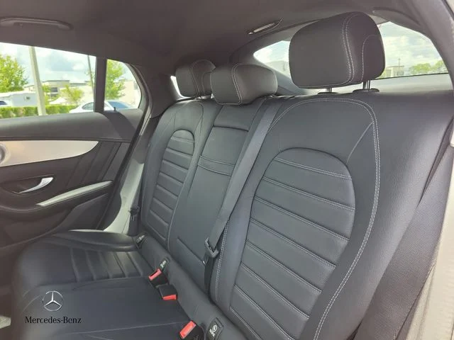 Used 2019  Mercedes-Benz GLC 300 Coupe image 11