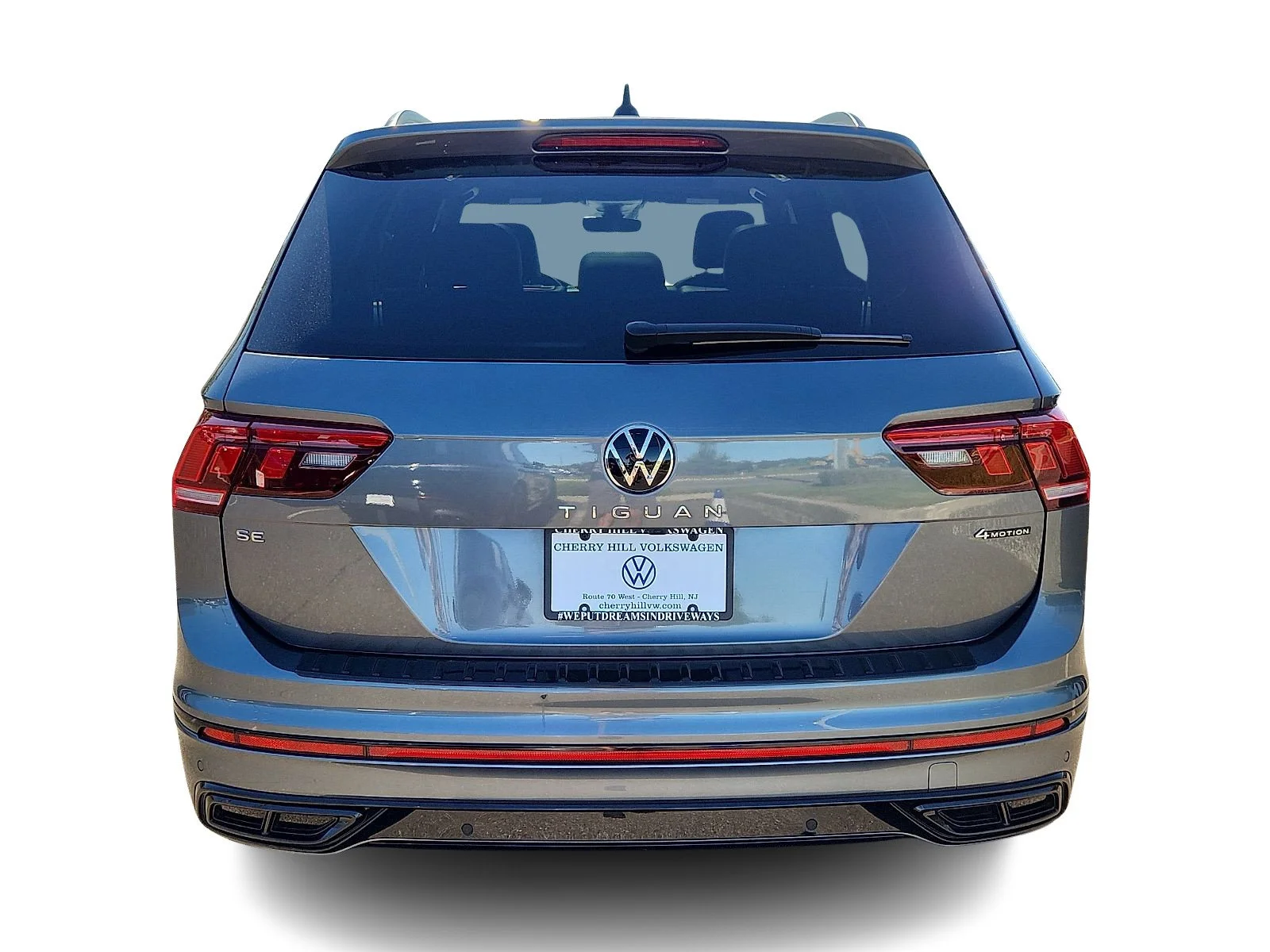 Certified Used 2024 Platinum Gray Metallic   2R2r Volkswagen SE R-Line Black image 5