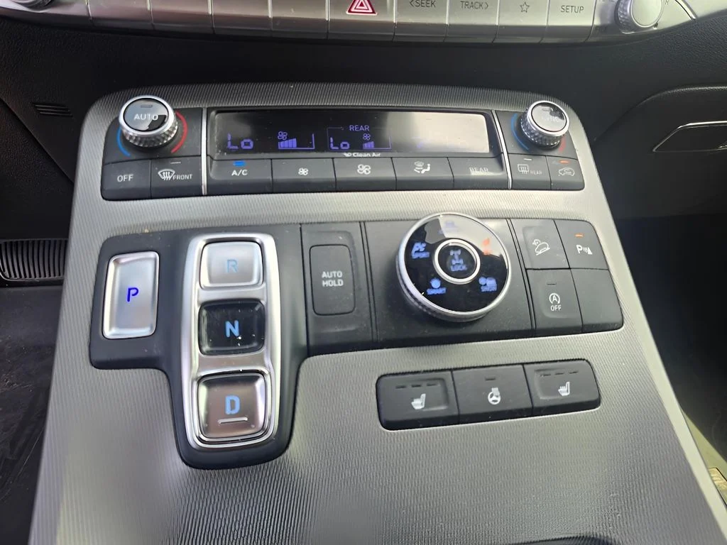 Used 2022 Steel Graphite Hyundai SEL image 17