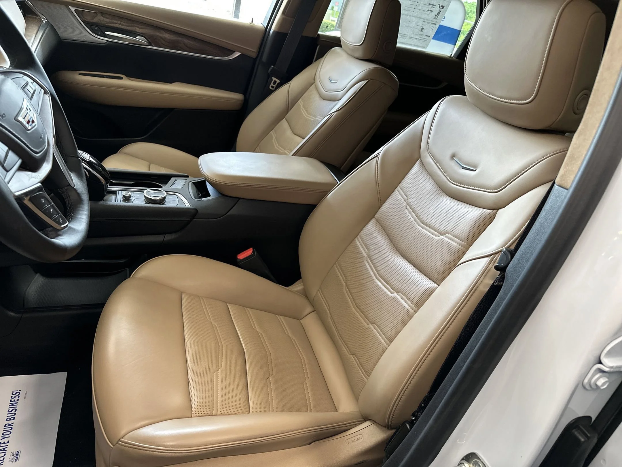 Used 2024 Crystal White Tricoat Cadillac AWD Premium Luxury image 9