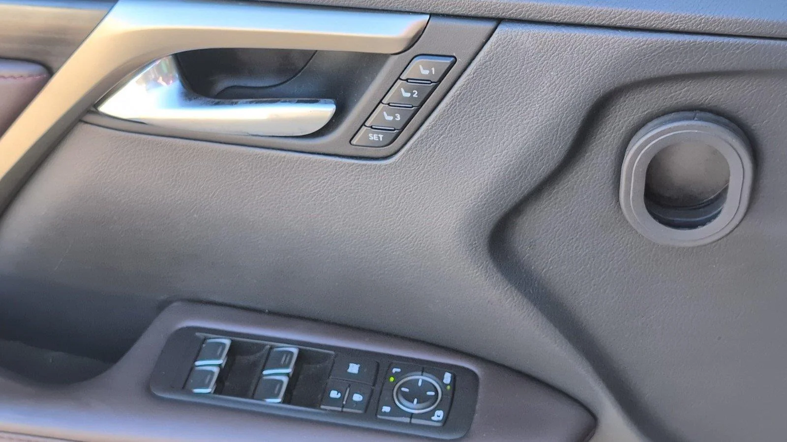 Used 2019 Nebula Gray Pearl Lexus F Sport image 21