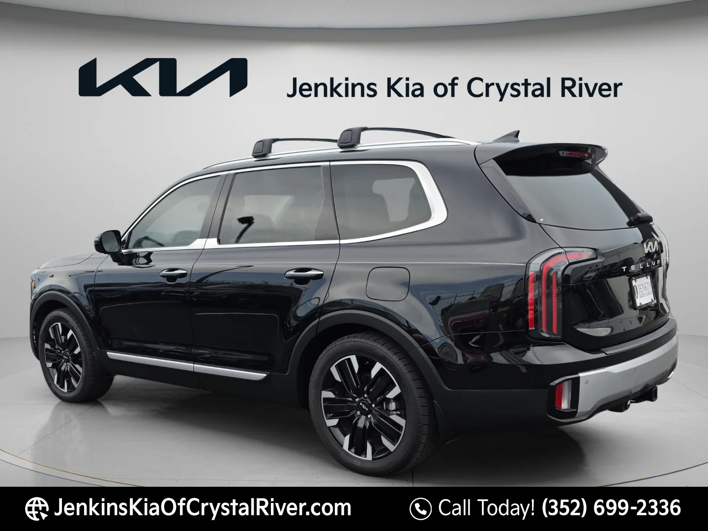 Used 2024 Ebony Black Kia SX Prestige image 8