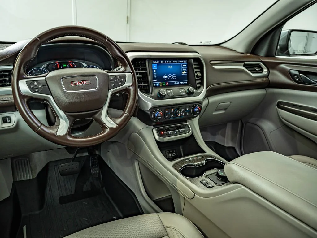 Used 2020 Satin Steel Metallic GMC SLT image 29