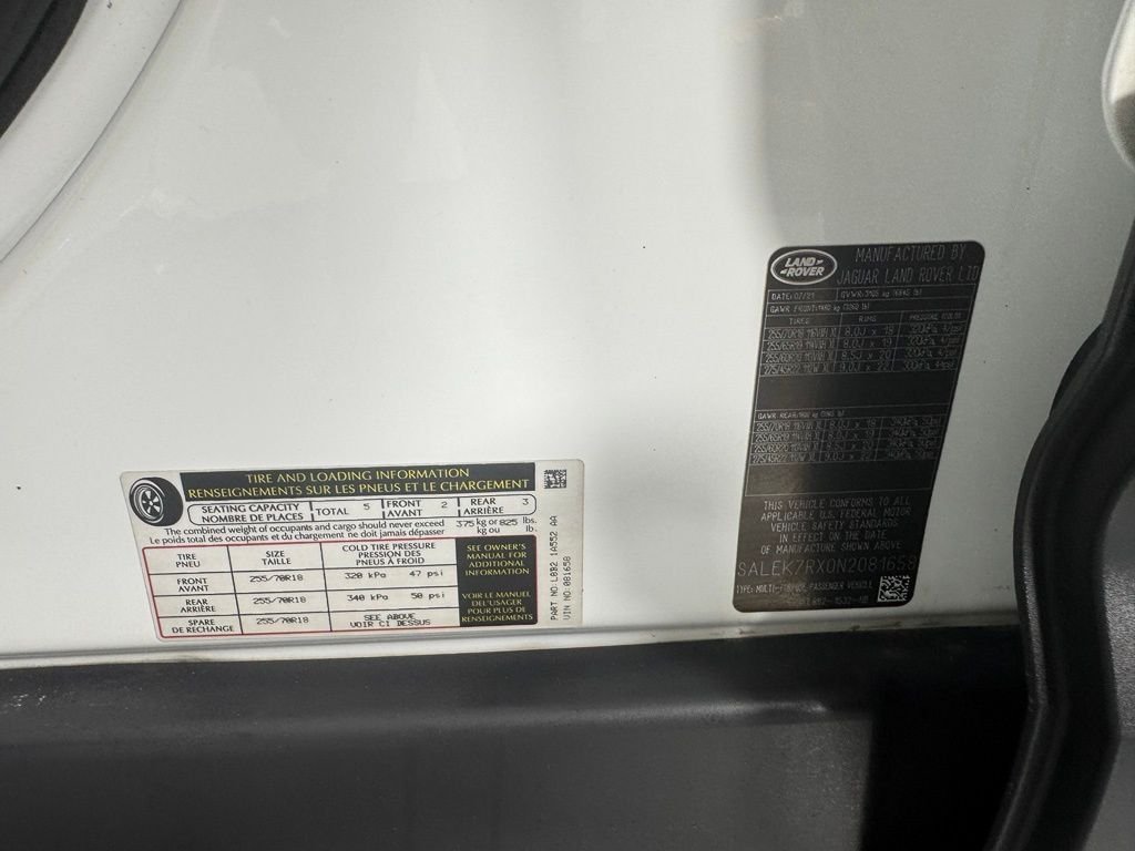 Used 2022 White Land Rover Standard image 29
