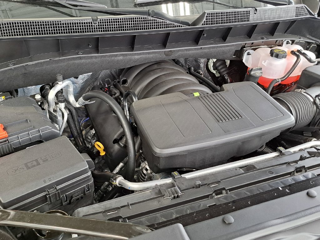 2026 Chevrolet Silverado 1500 RST Crew Cab Pickup Slide 14