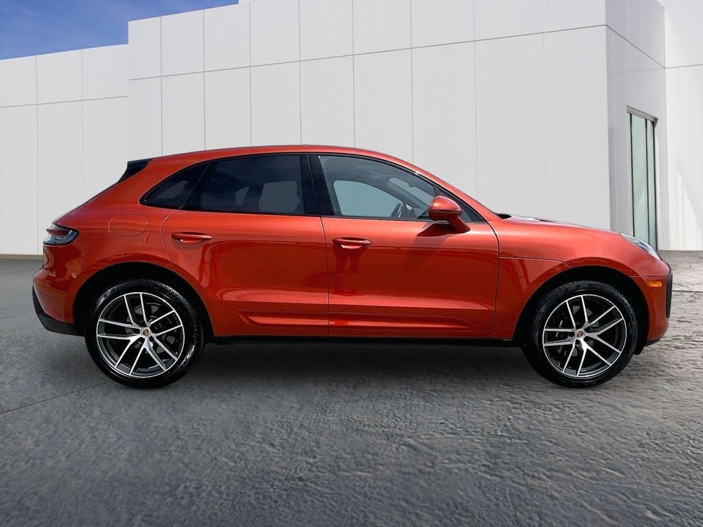 Used 2025 Orange Porsche  image 8
