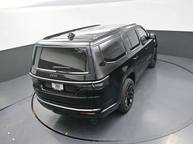 New 2026 High Gloss Black Exterior Paint Jeep Limited Reserve image 17
