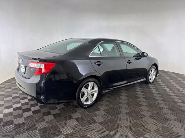 Used 2014 Black Toyota SE image 8