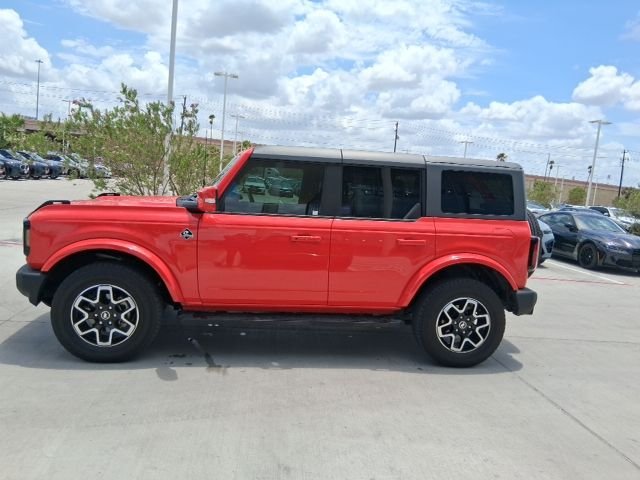 Used 2024 Red Ford Outer Banks image 3