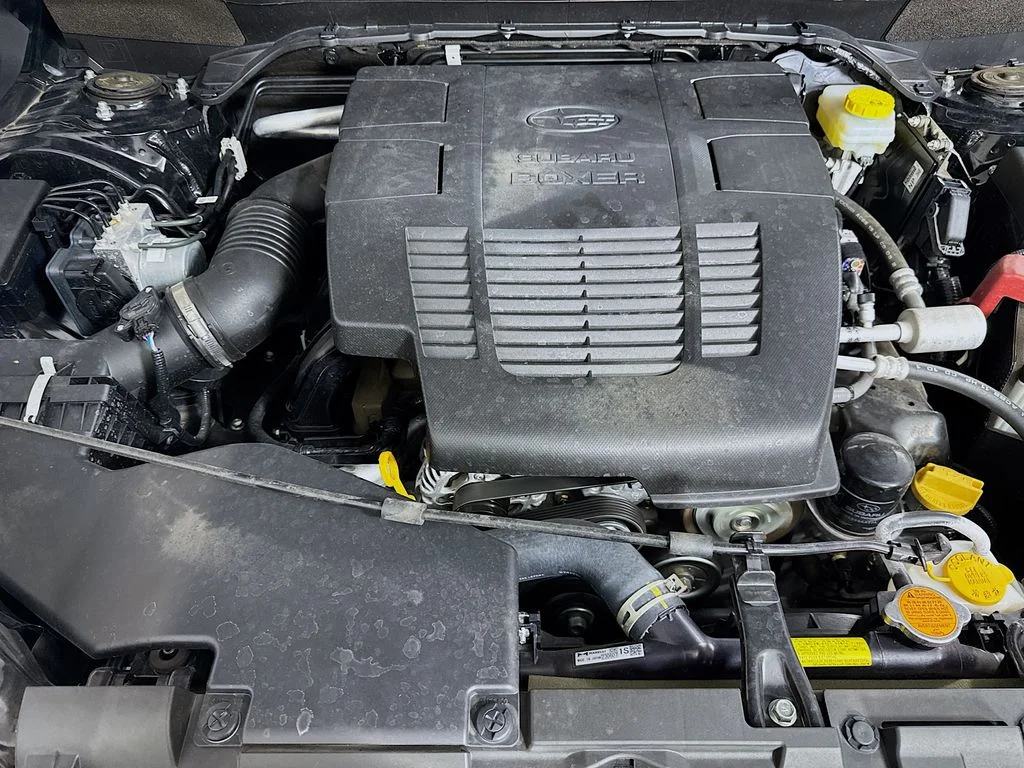 Used 2023 Black Subaru Touring image 40