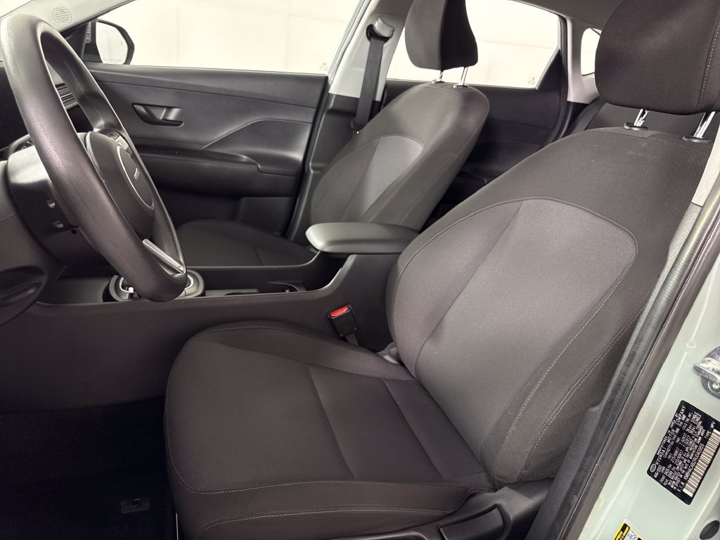 2024 Hyundai Kona SE - Photo 13