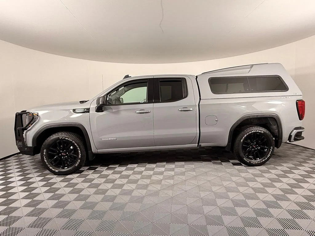 Used 2024 Gray GMC Elevation image 12