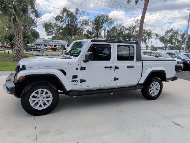 Certified Used 2023 Bright White Clearcoat Jeep Sport S image 9