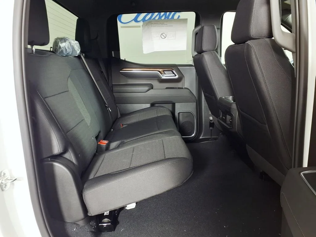 New 2026 Summit White Chevrolet LT image 10