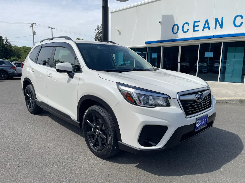 Used 2020 Subaru Forester Premium with VIN JF2SKAJC3LH469172 for sale in Warrenton, OR