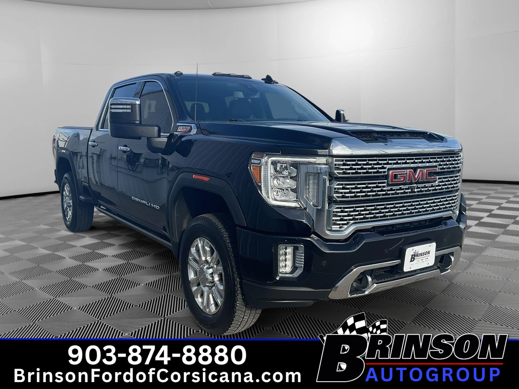 Used 2022 Onyx Black GMC Denali image 3
