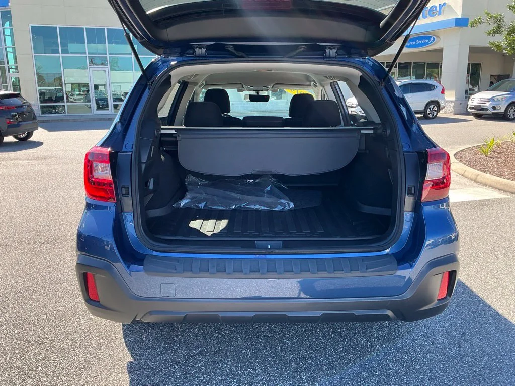 Used 2019 Blue Subaru 2.5i Premium image 20