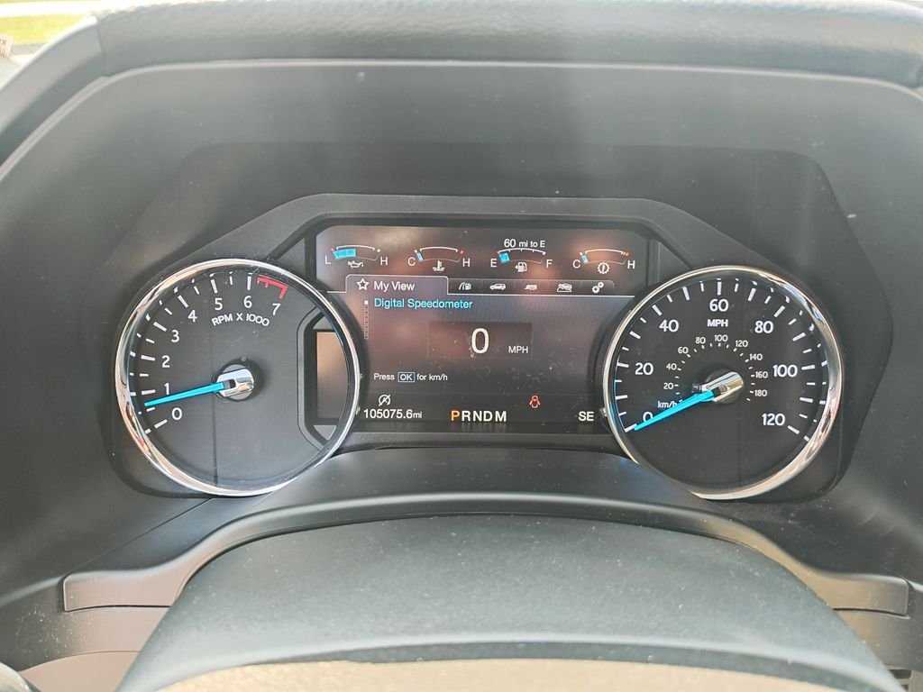 Used 2019 White Ford Platinum image 18