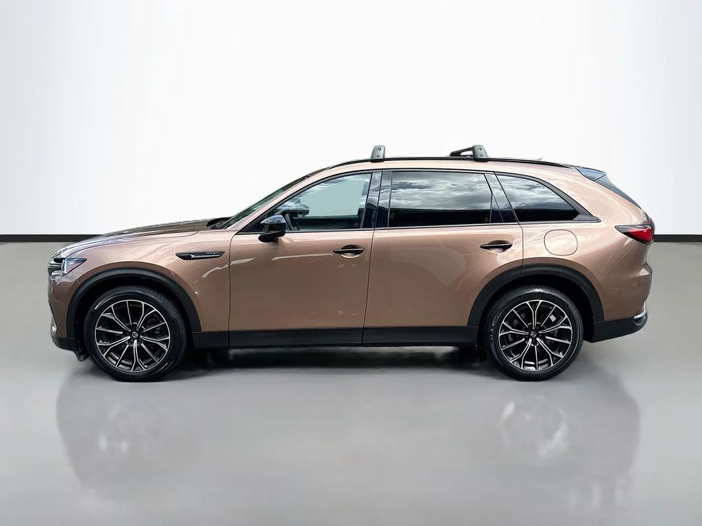 Certified Used 2025 Copper Metallic Mazda Premium image 4