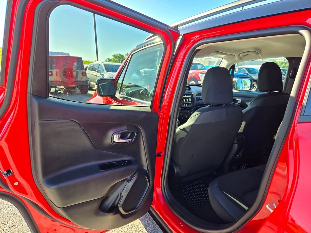Used 2022 Red Jeep Trailhawk image 28