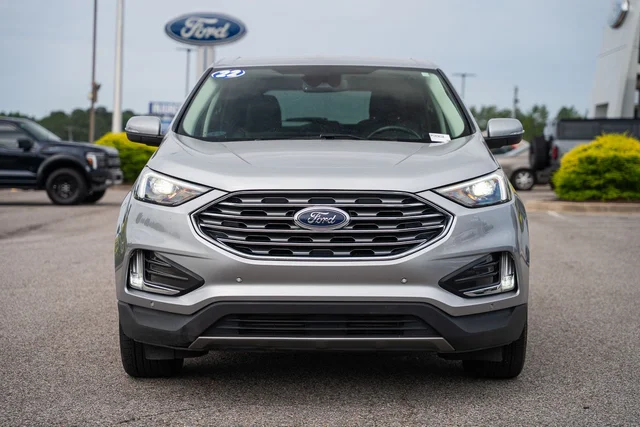 2022 Ford Edge Titanium