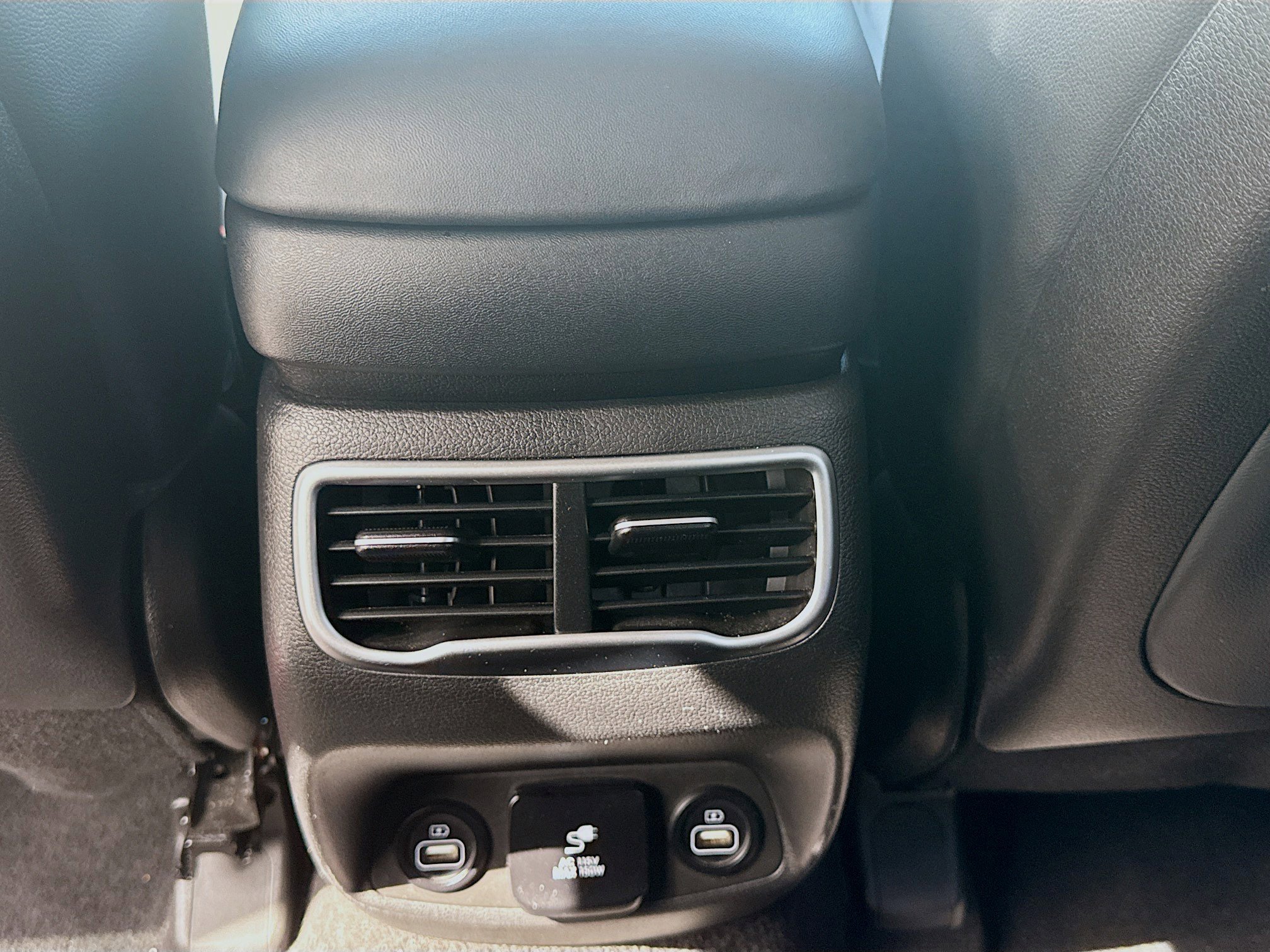 2022 Hyundai Santa Fe Limited - Photo 20
