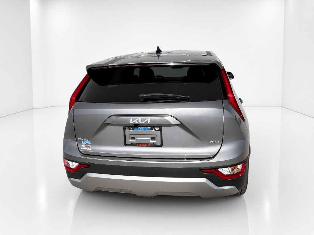 Used 2025 Steel Gray Kia LX image 8