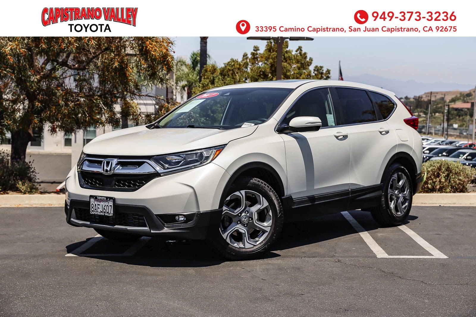 Used 2017 White Diamond Pearl Honda EX-L image 1
