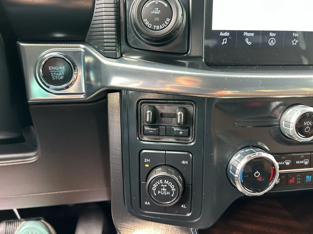 Certified Used 2025 Antimatter Blue Metallic Ford King Ranch image 20
