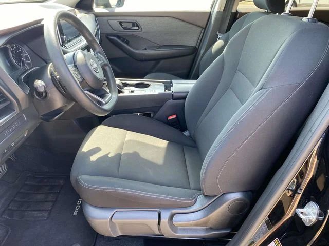 Used 2023 Black Nissan S image 11