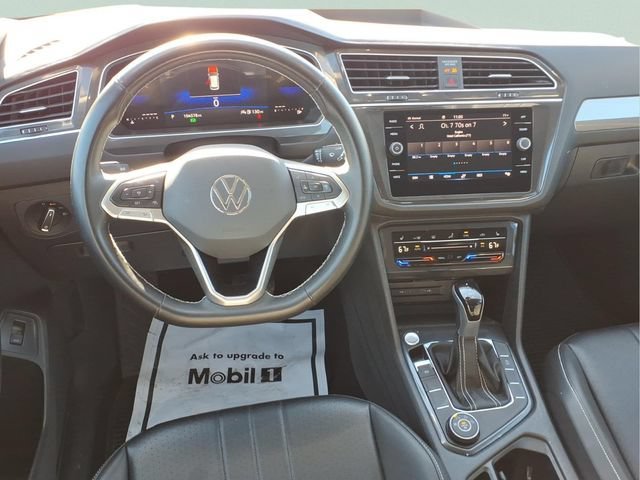 Used 2024  Volkswagen SE image 19