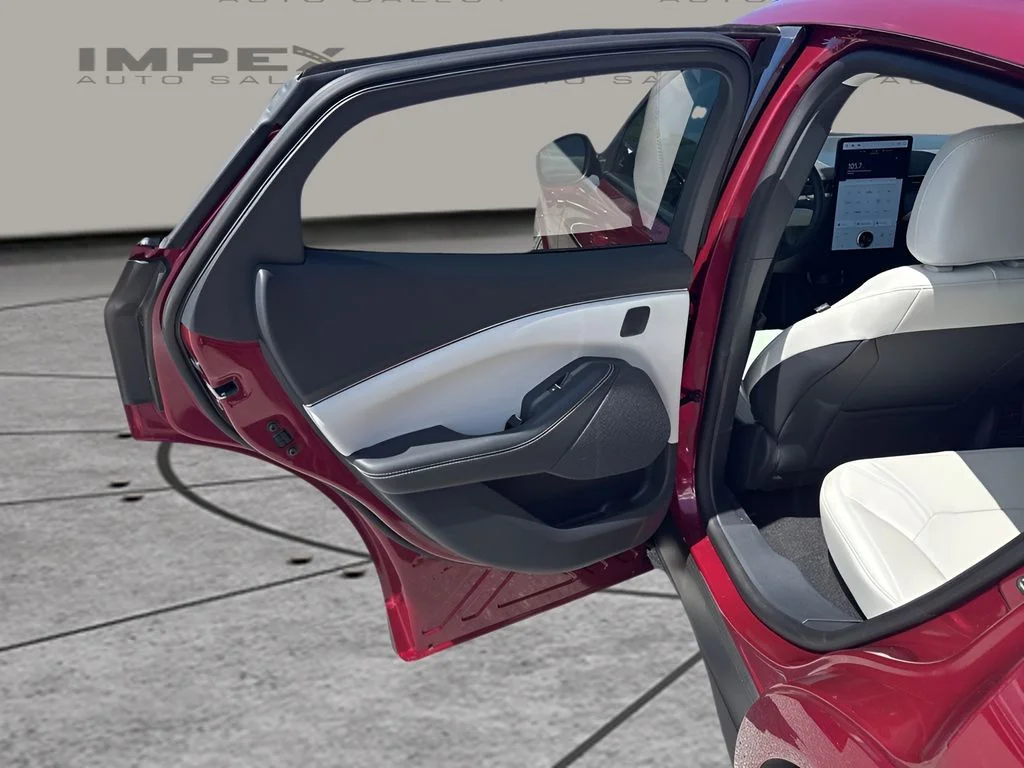 Used 2025 Red Ford Premium image 26