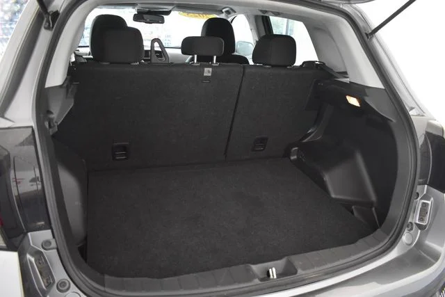 Used 2025 Gray Mitsubishi 2.0 ES image 17