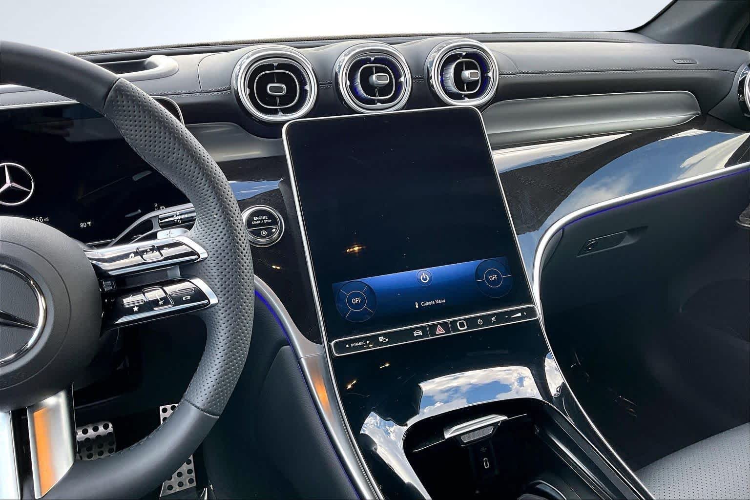 New 2026 Obsidian Black Metallic Mercedes-Benz GLC 300 image 16