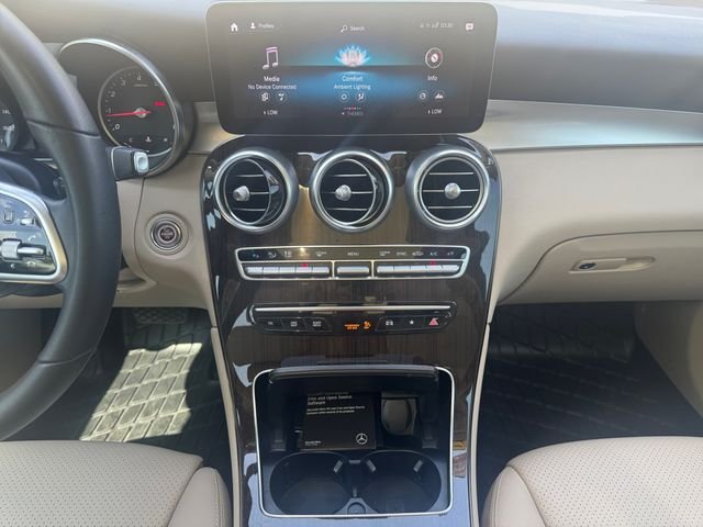 2022 Mercedes-Benz GLC GLC300 - Photo 12