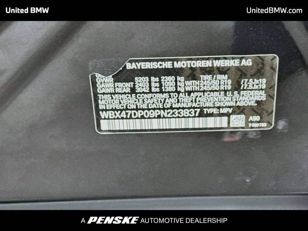 Used 2023 Dark Graphite BMW sDrive30i image 22