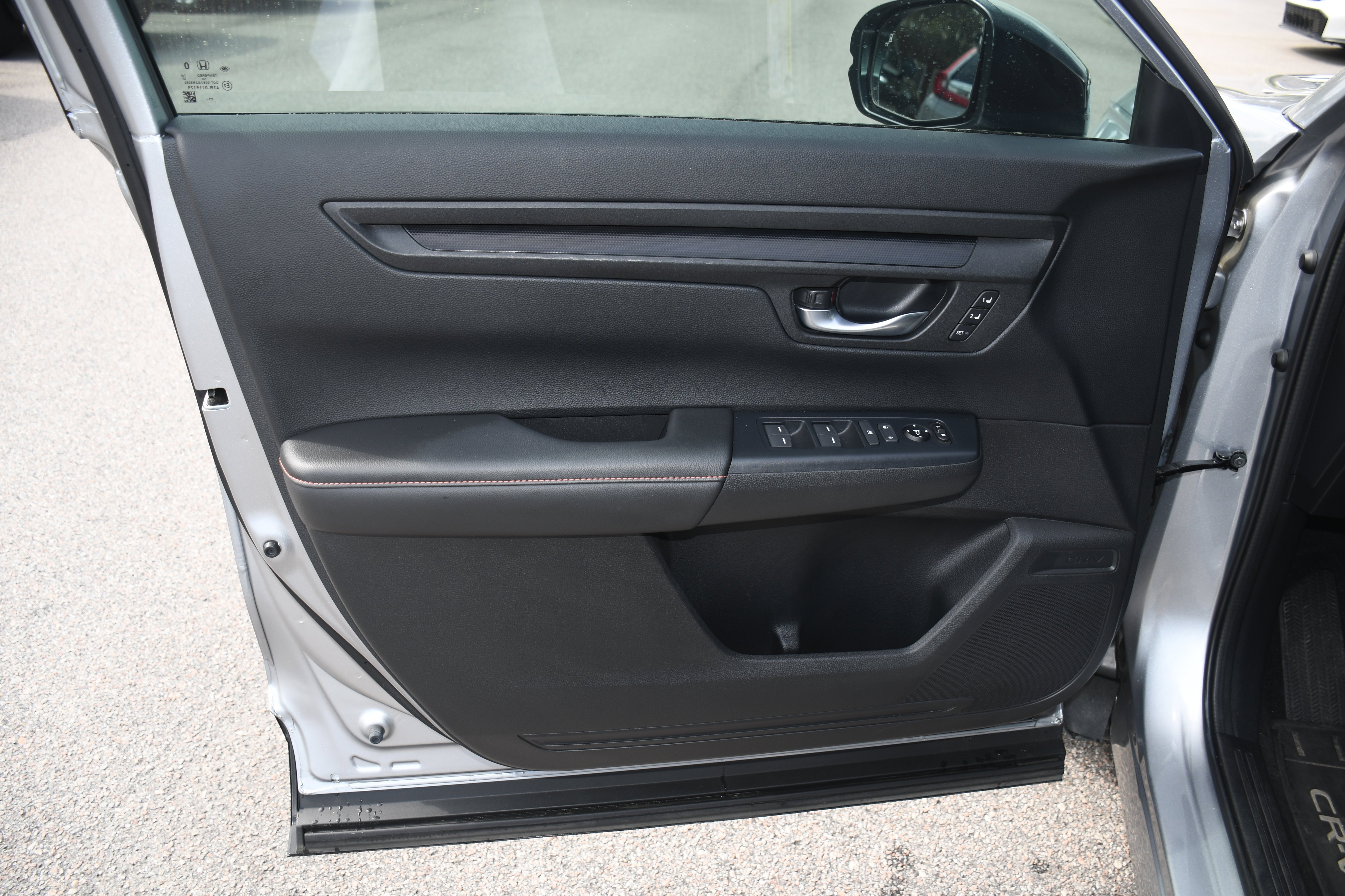 Used 2024 Silver Honda Sport-L image 9