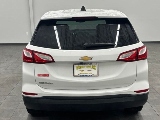 Used 2020 White Chevrolet LS image 3