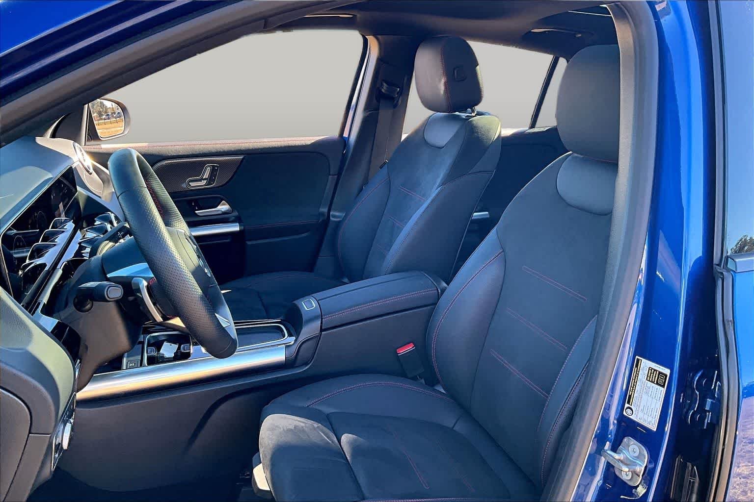 2025 Mercedes-Benz GLA GLA250 - Photo 8
