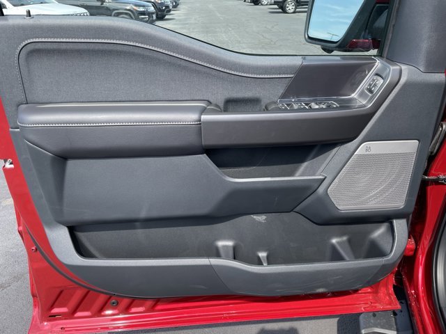 New 2025 Rapid Red Metallic Tinted Clearcoat Ford Lariat® image 10