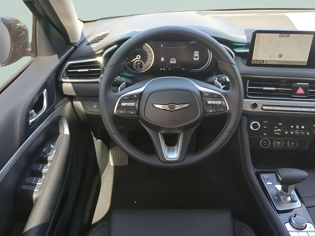 2026 GENESIS G70 Standard - Photo 13