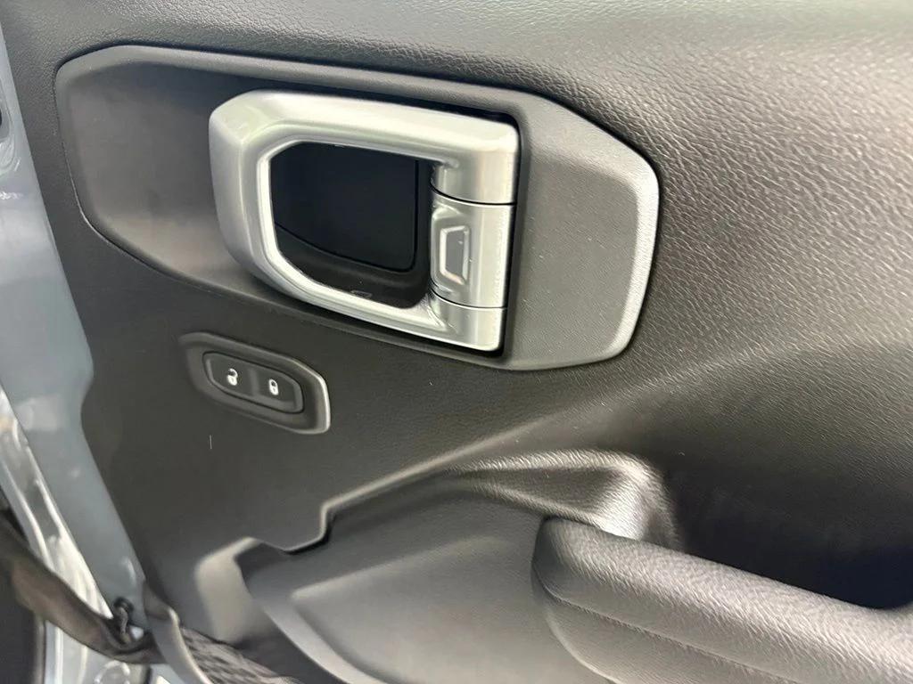 2026 Jeep Gladiator Willys - Photo 13