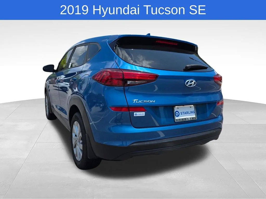 Used 2019 Blue Hyundai SE image 7