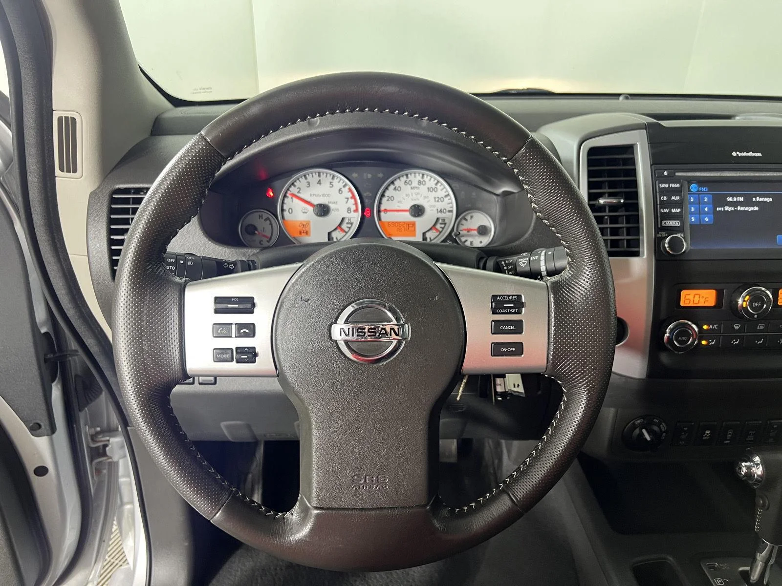 Used 2019 Brilliant Silver Metallic Nissan PRO-4X image 13
