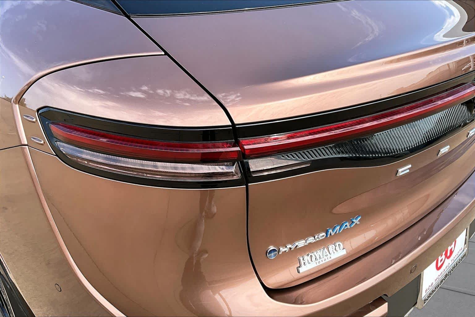 Used 2025 Bronze Age Toyota Platinum image 28