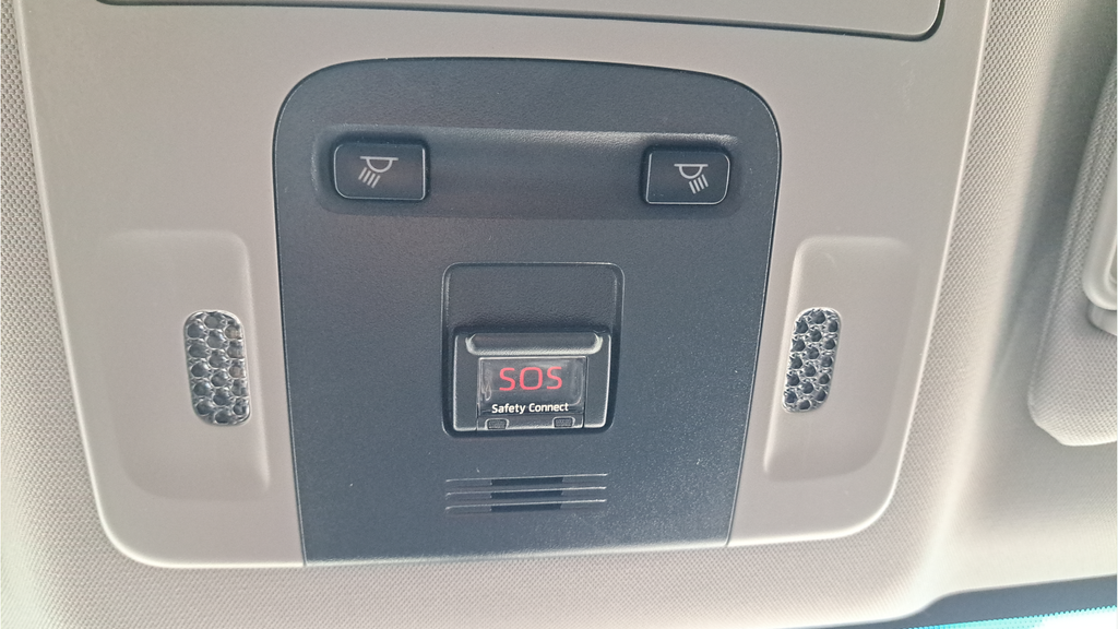 Used 2019 White Toyota SE image 25