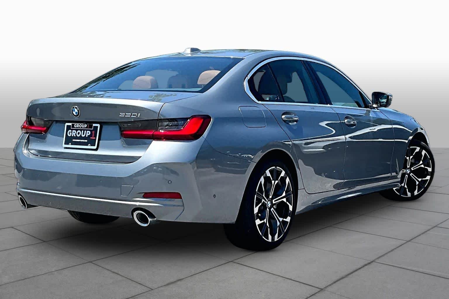 2025 BMW 3 Series 10