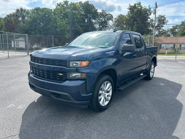 Used 2022 Blue Chevrolet Custom image 1