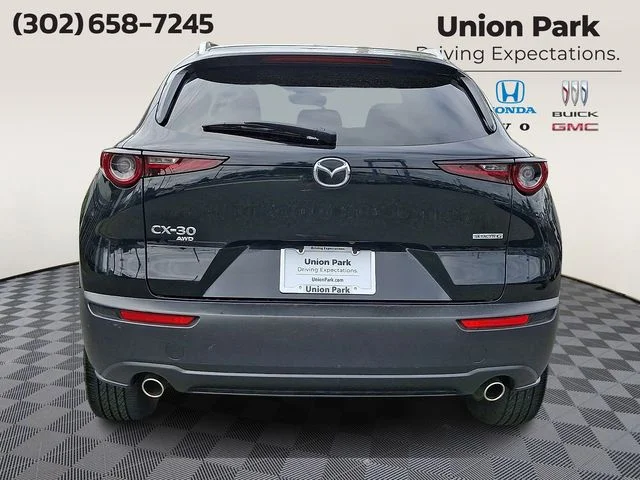 Used 2022 Jet Black Mazda 2.5 S Preferred Package image 5